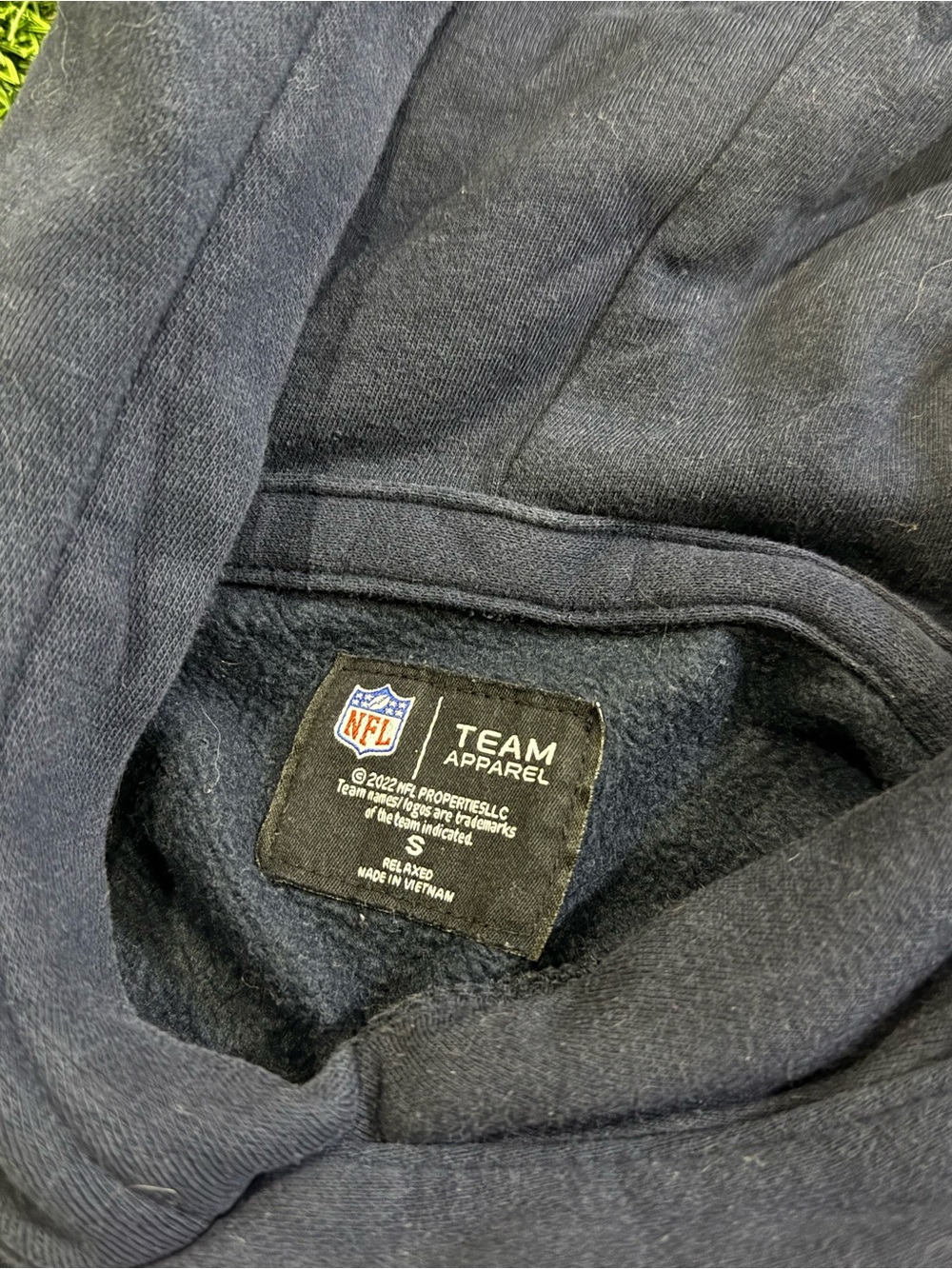 NFL Team Apparel - Chicago Bears Football - Hooded Pullover Sweatshirt - Picture 5 of 5